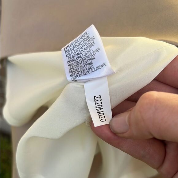 Tahari Arthur S Levine Colorblock Sleeveless Summer Dress Yellow and White 10 - Picture 14 of 16